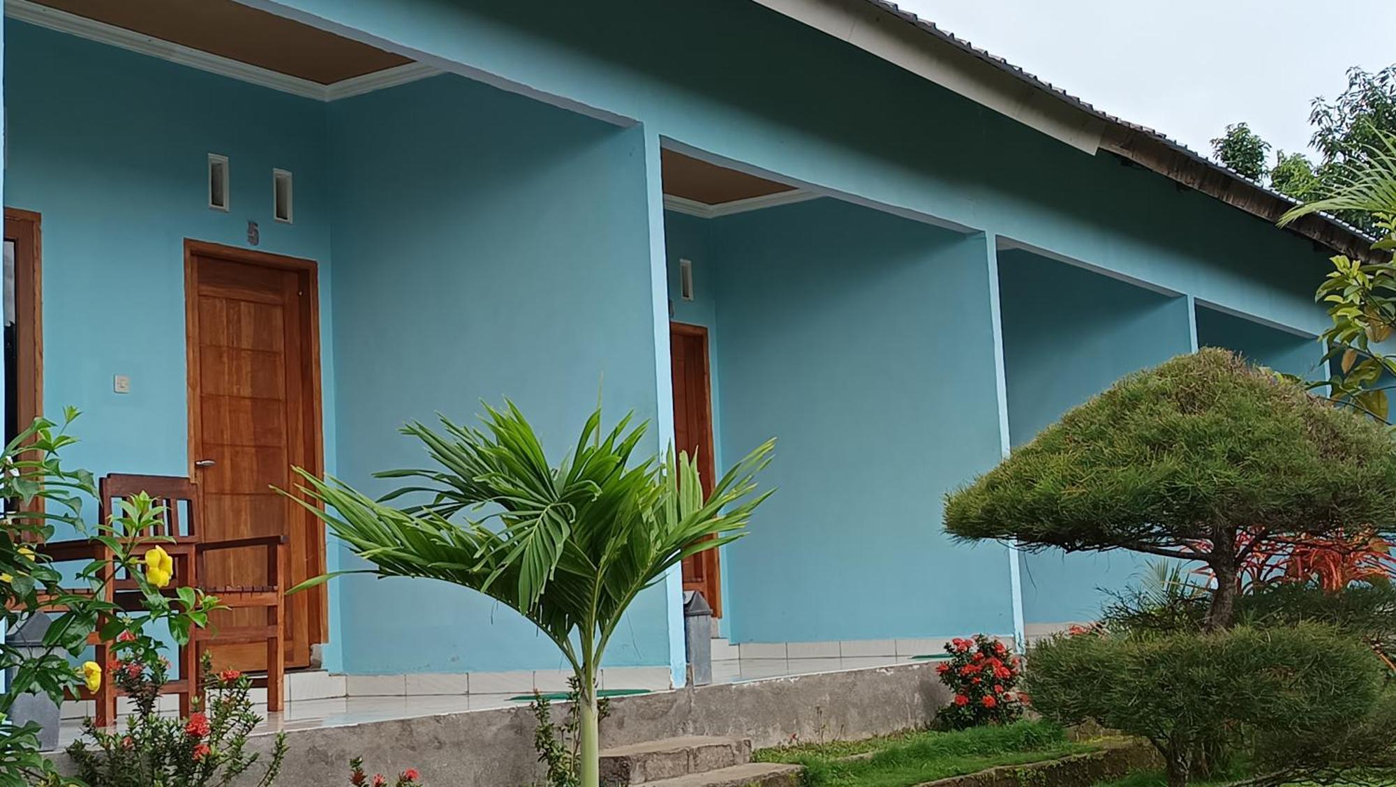 Embun Rinjani Homestay Сенару Екстер'єр фото