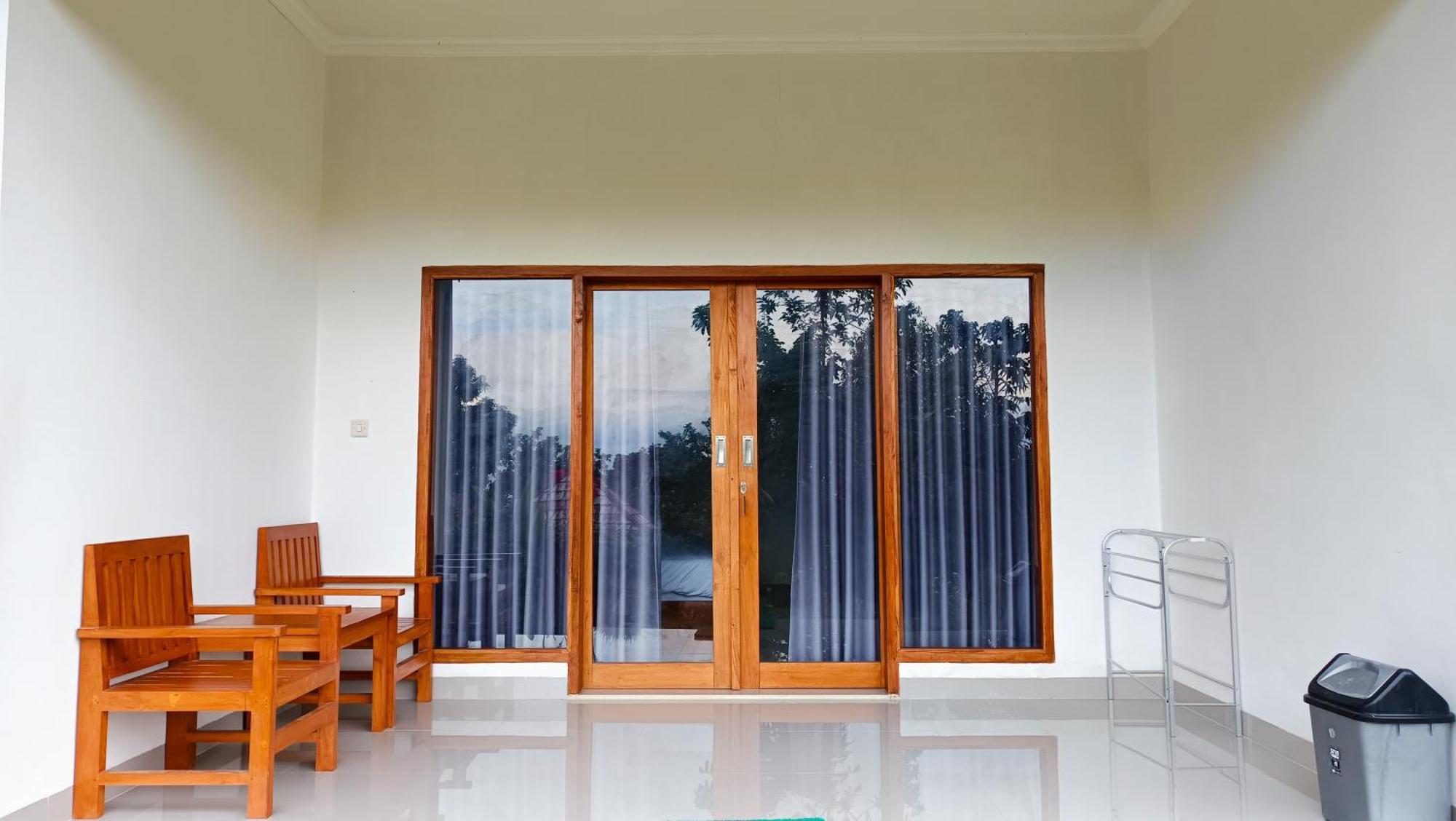 Embun Rinjani Homestay Сенару Екстер'єр фото